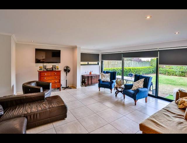3 BEDROOM HOUSE FOR SALE IN SHAKA'S ROCK